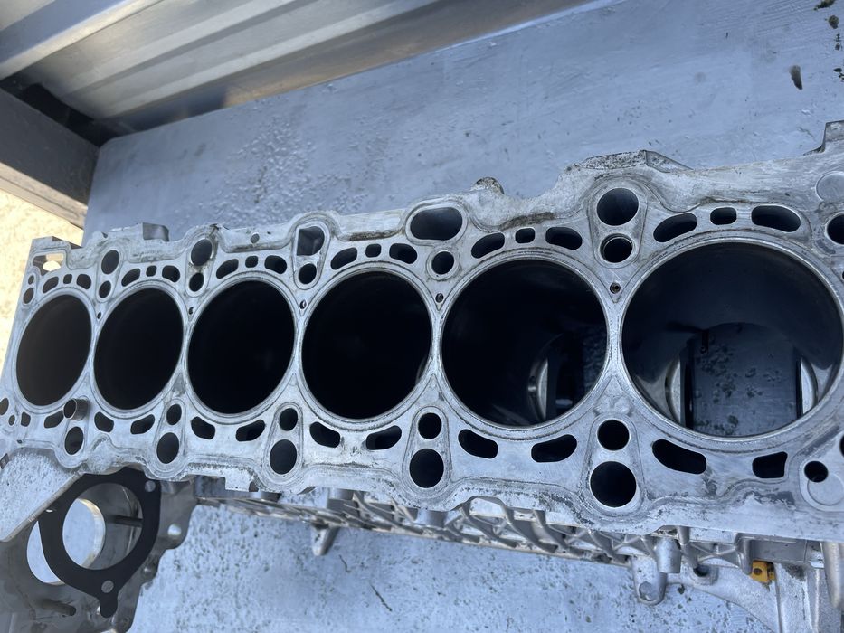 Блок двигател БМВ 3.5д, 286кс (blok bmw 306d5, 286)