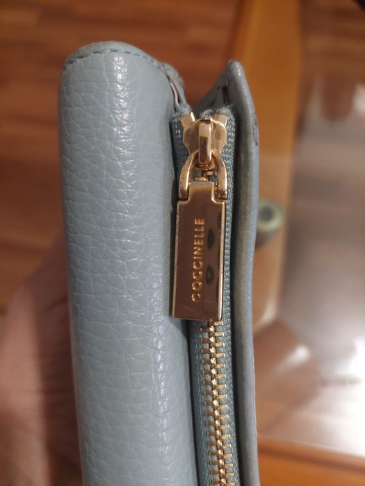 Coccinelle естествена кожа портмоне.