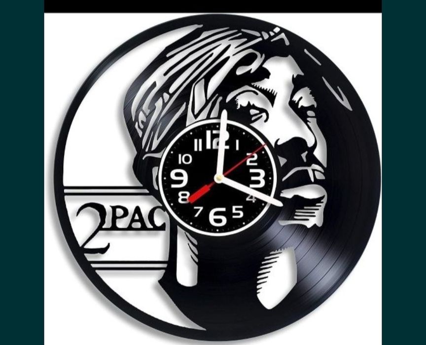 Часы настенные из пластинок на заказ