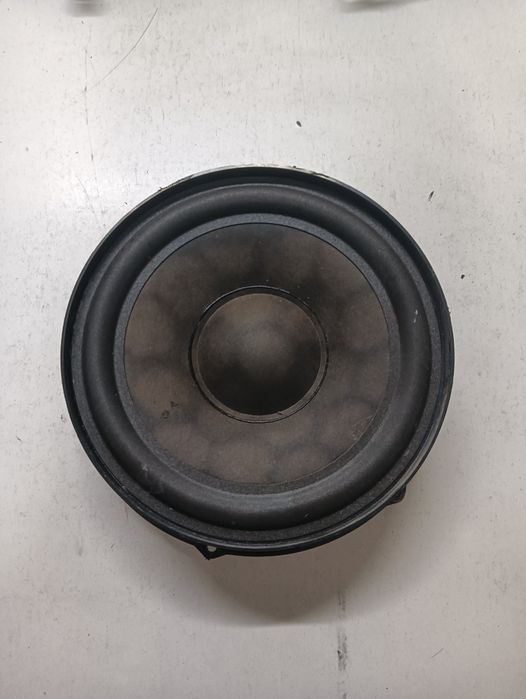 Boxa auto dreapta fata VOLKSWAGEN TOURAN 1T1, 1T2 2003 - 2010 1t003541