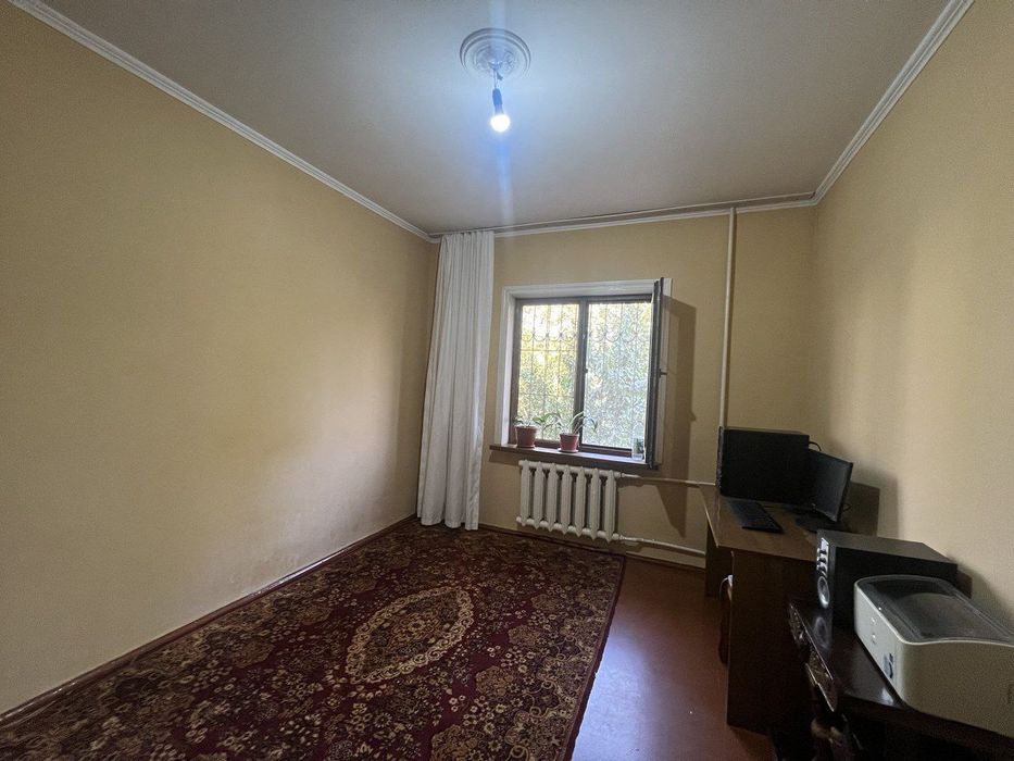 Yunusobod 14 kvartl 4 xonali kvartira Sotiladi 4/3/5 92m²