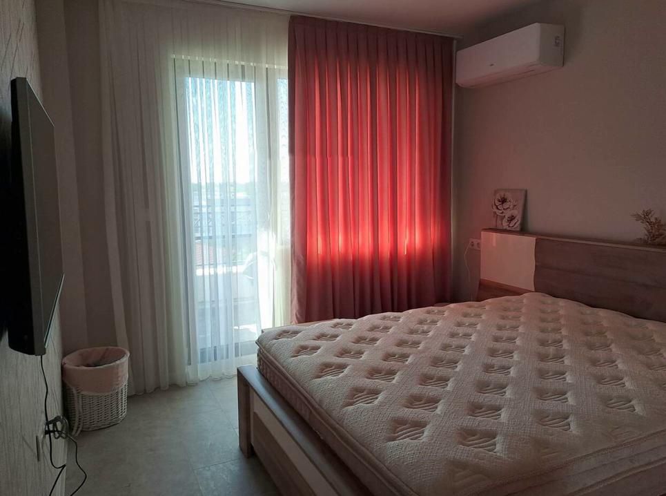 Дава се под наем Двустаен апартамент в Пловдив, Остромила - 65 кв.м за 490 € - Снимка #4