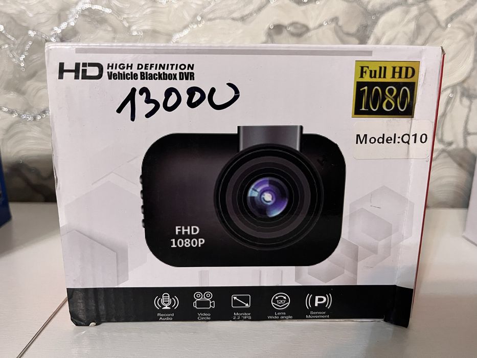 Видеорегистраторы новые по 10.000 все торга нет