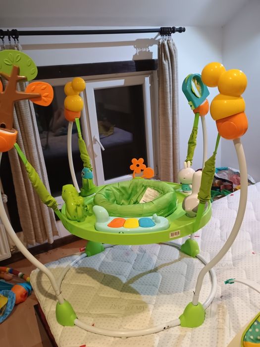 Чиполино бънджи на стойка jump play зелен