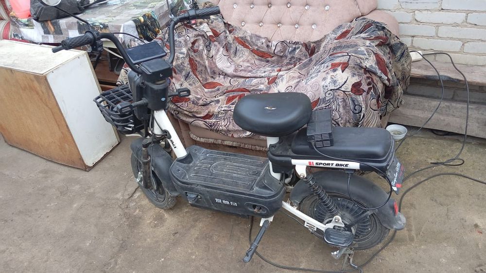 Продам электросамокат