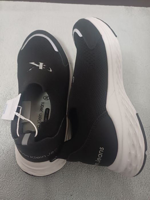 Adidasi dama marimea 36