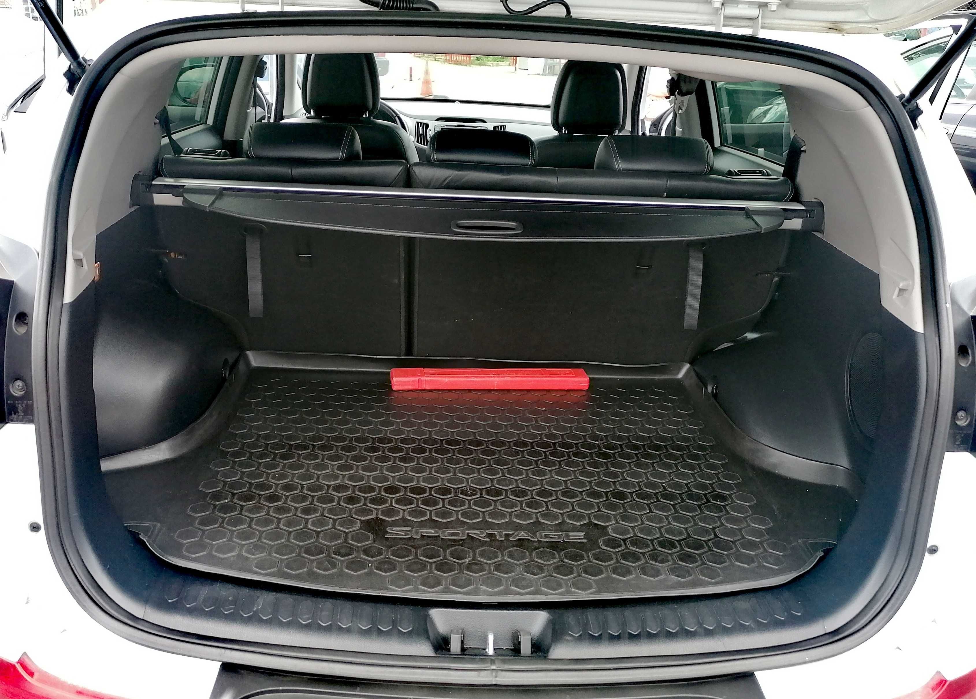 Kia (Кия) Sportage 2012 4x4 кожа