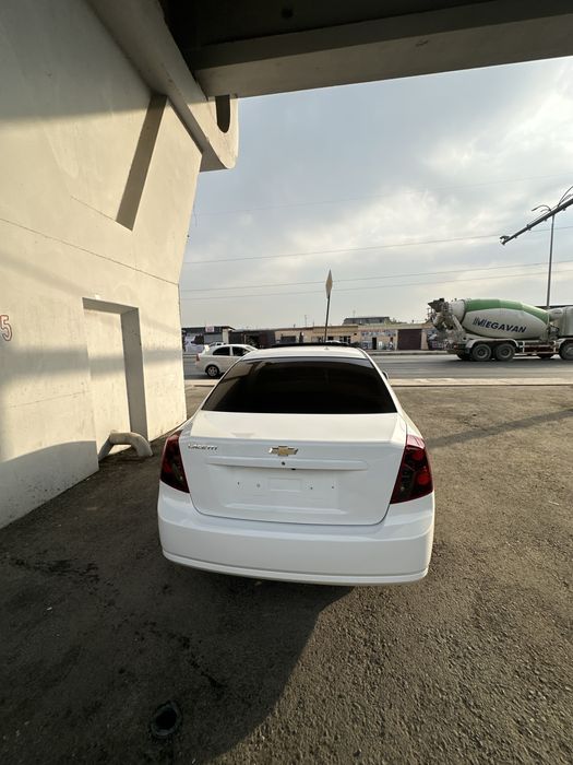 Lacetti gentra qilingan