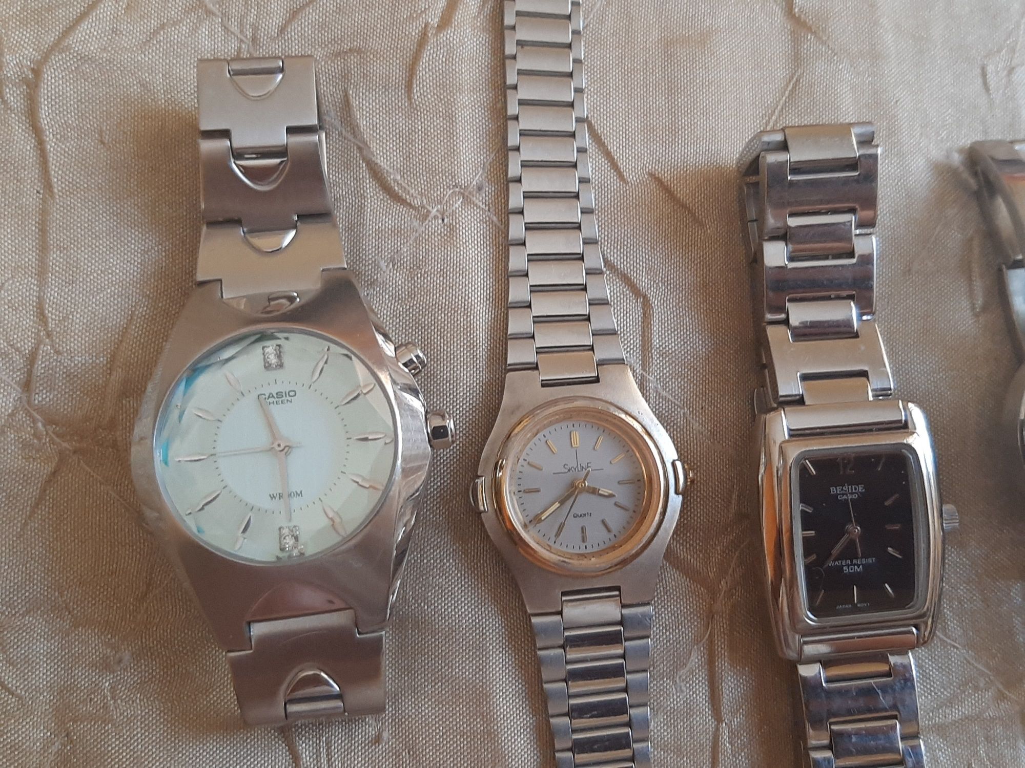 Дамски часовници Seiko Fossil Casio