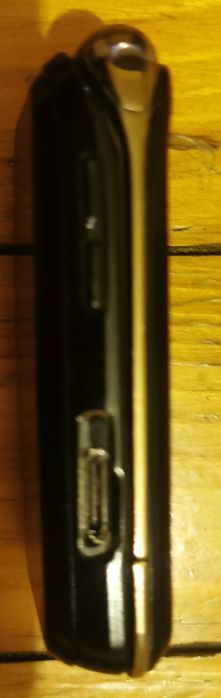 Телефон SAMSUNG SGH-L310 EDGE Tri Band