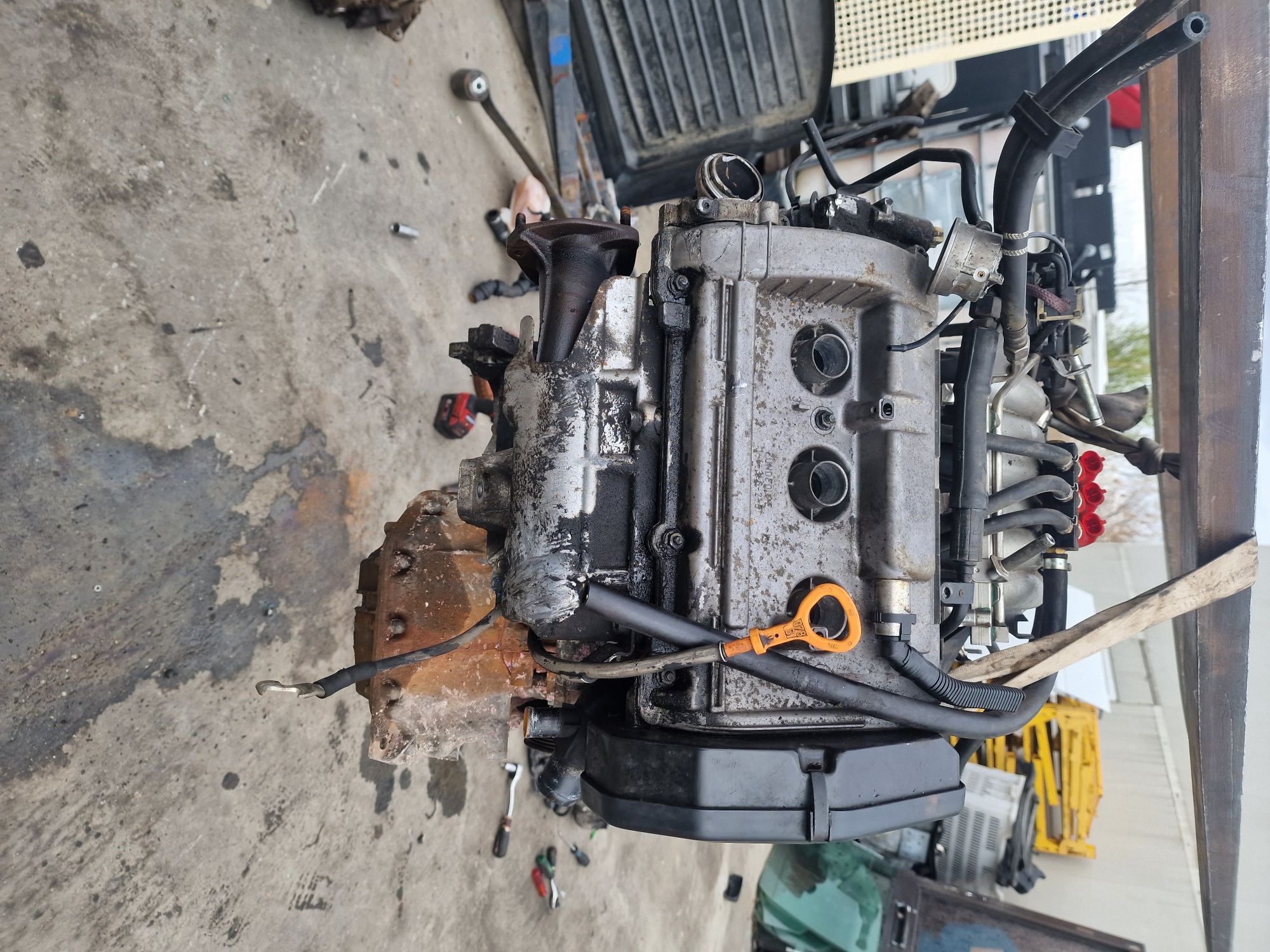 Motor 2.4 i BDV audi a4 b6 a6 c5 2002