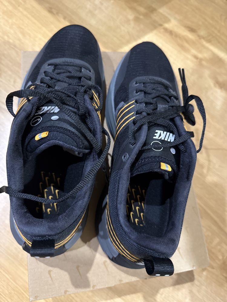 Nike Lunar Roam