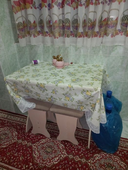 Мебель сотилади срочно (стол стул 12 талик)
