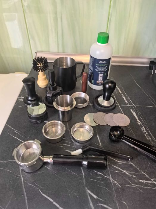 Delonghi Dedica + accesorii