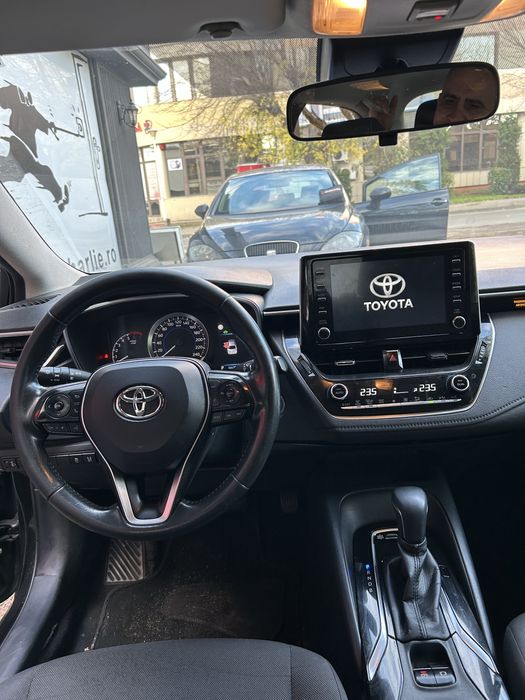 Toyota corolla hibrid an 2022