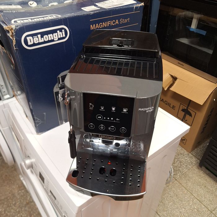 Кафета машина Делонги Магнифика Старт внос от Германия гаранция