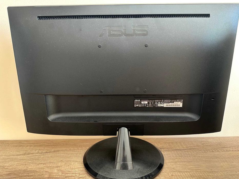 Sistem Desktop HP Pavilion + Tastatura + Mouse + Monitor Asus