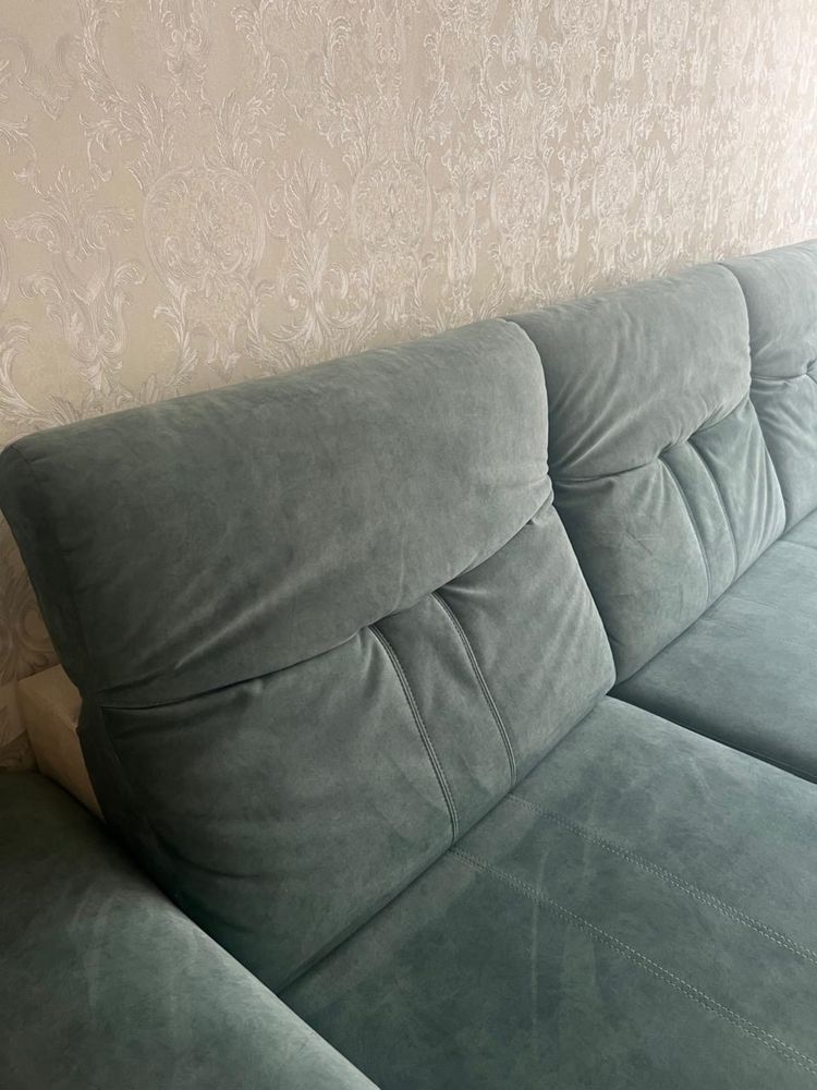 Продам диван в отличном состоянии
