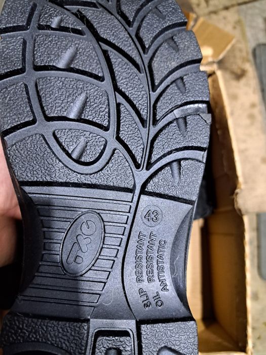 Сапоги рабочии .