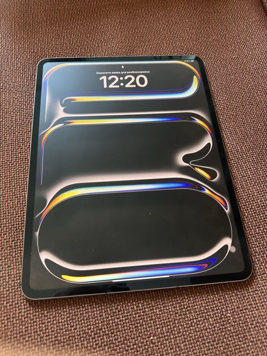 iPad Pro 13 M4 • 1 TB • 16 GB RAM • Wi-Fi + Cellular (eSIM)