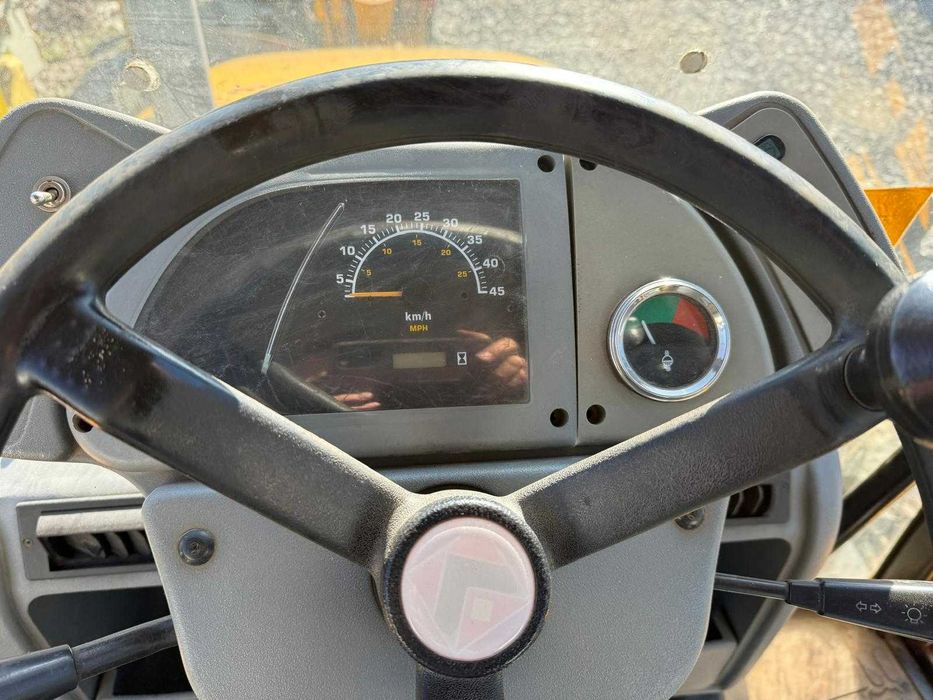 Buldoexcavator Fervec 800