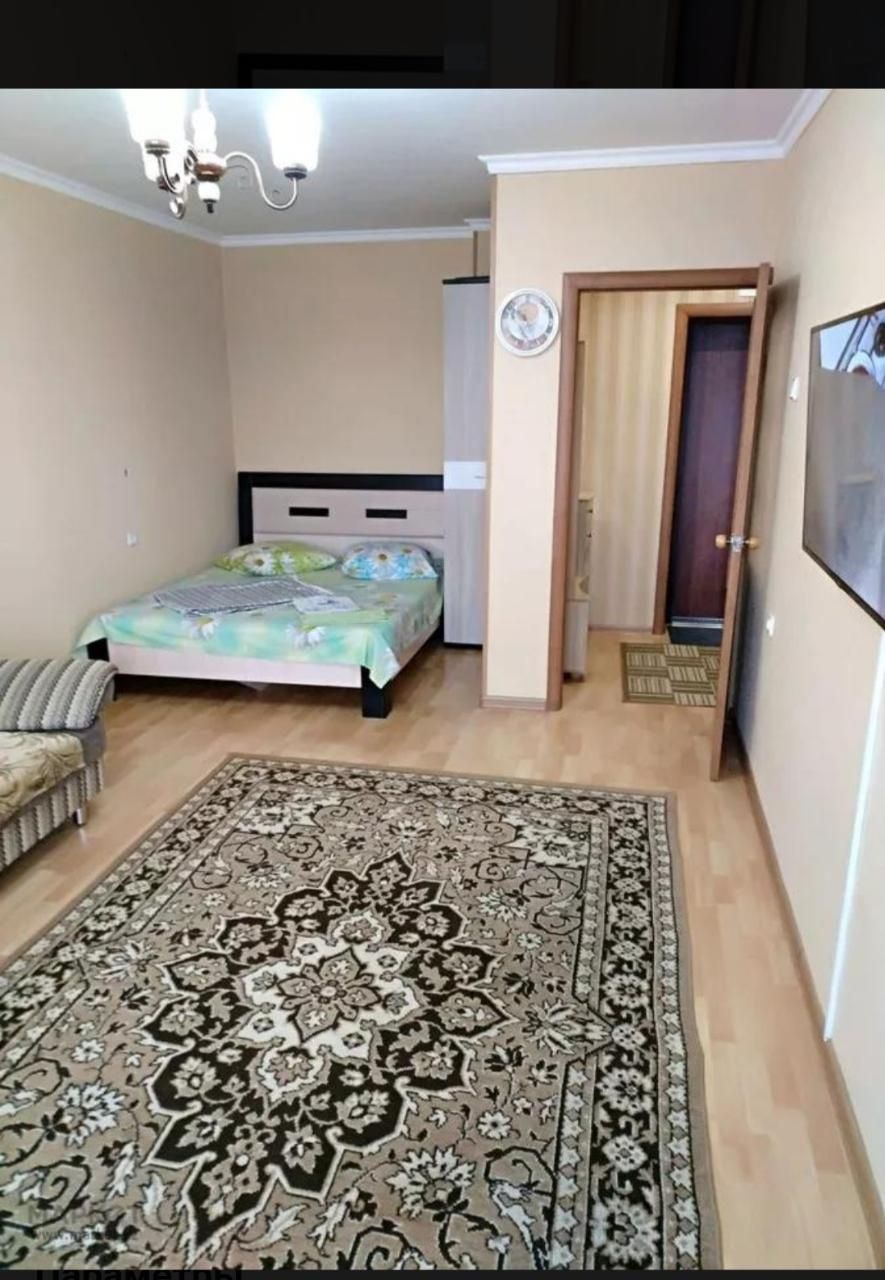 Сдается с бойлером чистая ,2 ком 8 микр-12000,1 ком.3"б" микр.-8000.