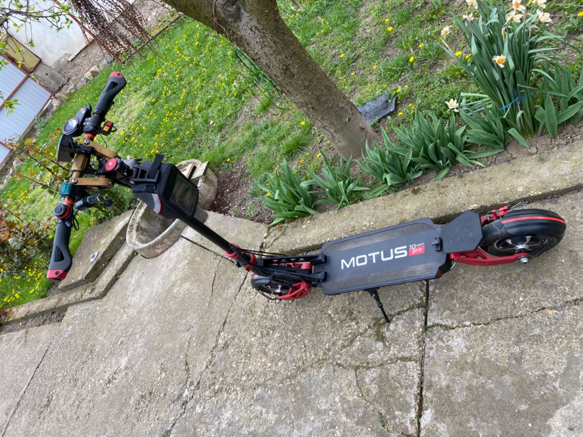 Vând trotinetă electrică Motus Pro 10 2021