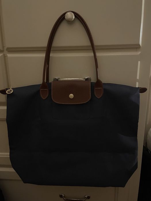 Longchamp чанта размер L