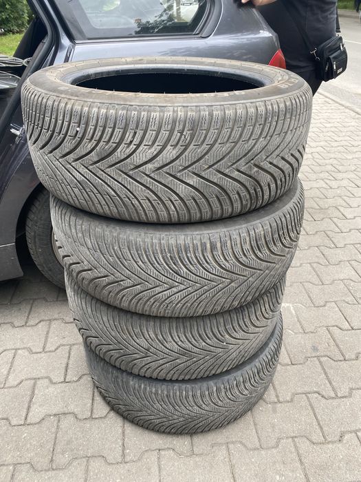 235 50 18 - BFGoodrich - зимни гуми