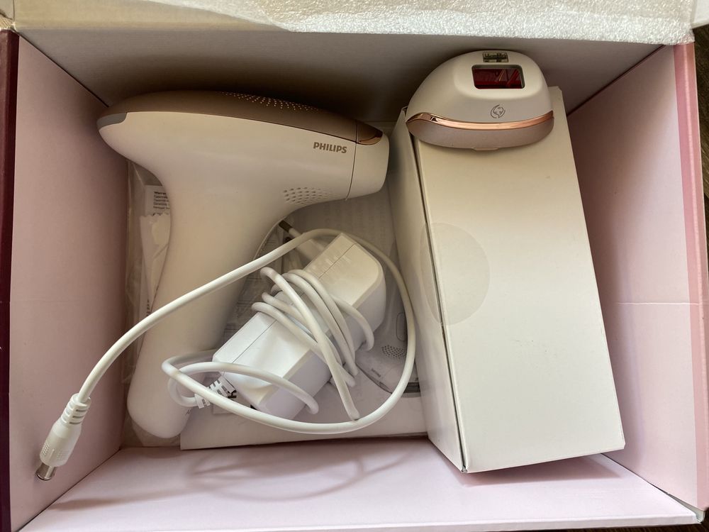 Фотоепилатор-philips lumea BRI922/00