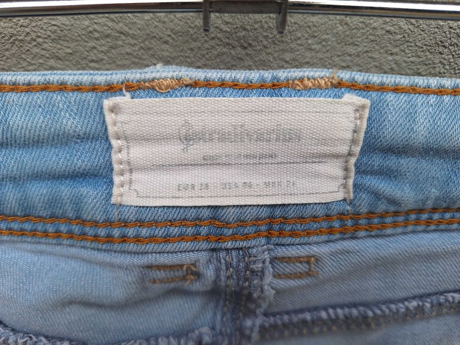 **Stradivarius | pantaloni dama | talie 72 cm | mar. 34 - 36 | XS - S