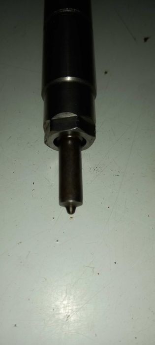 Vand injectoare si pompa presiune nissan qashqai j10 2 2007 diesel