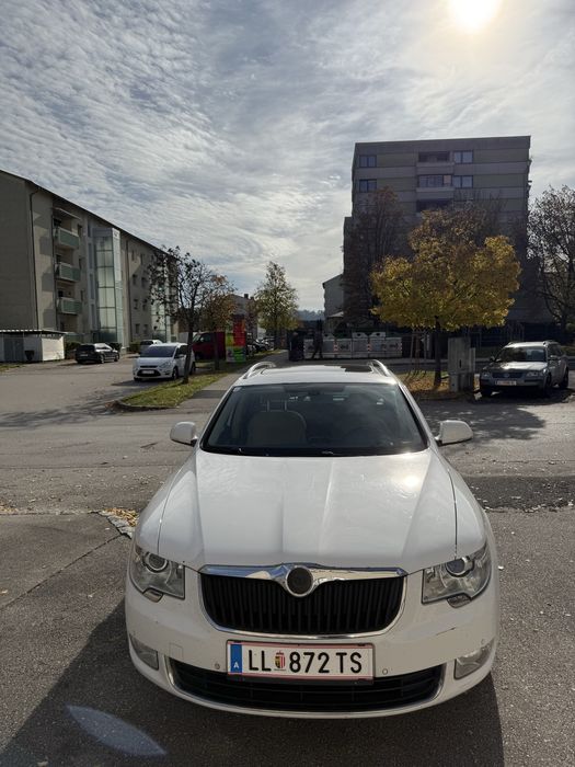 Skoda superb 2012