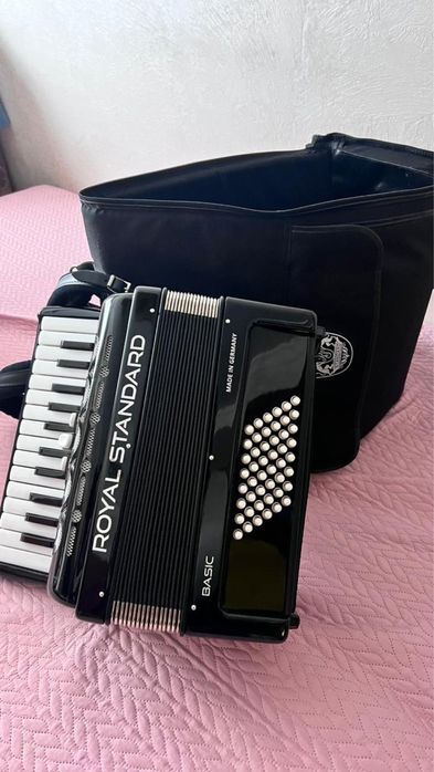 Аккордеон Royal Standard Basic