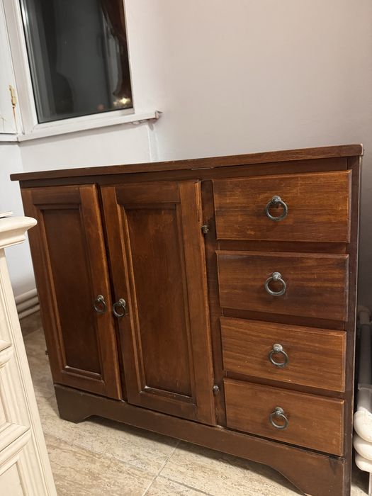 Dulap lemn masiv pentru baie – cu sertare + decupaj pentru lavoar