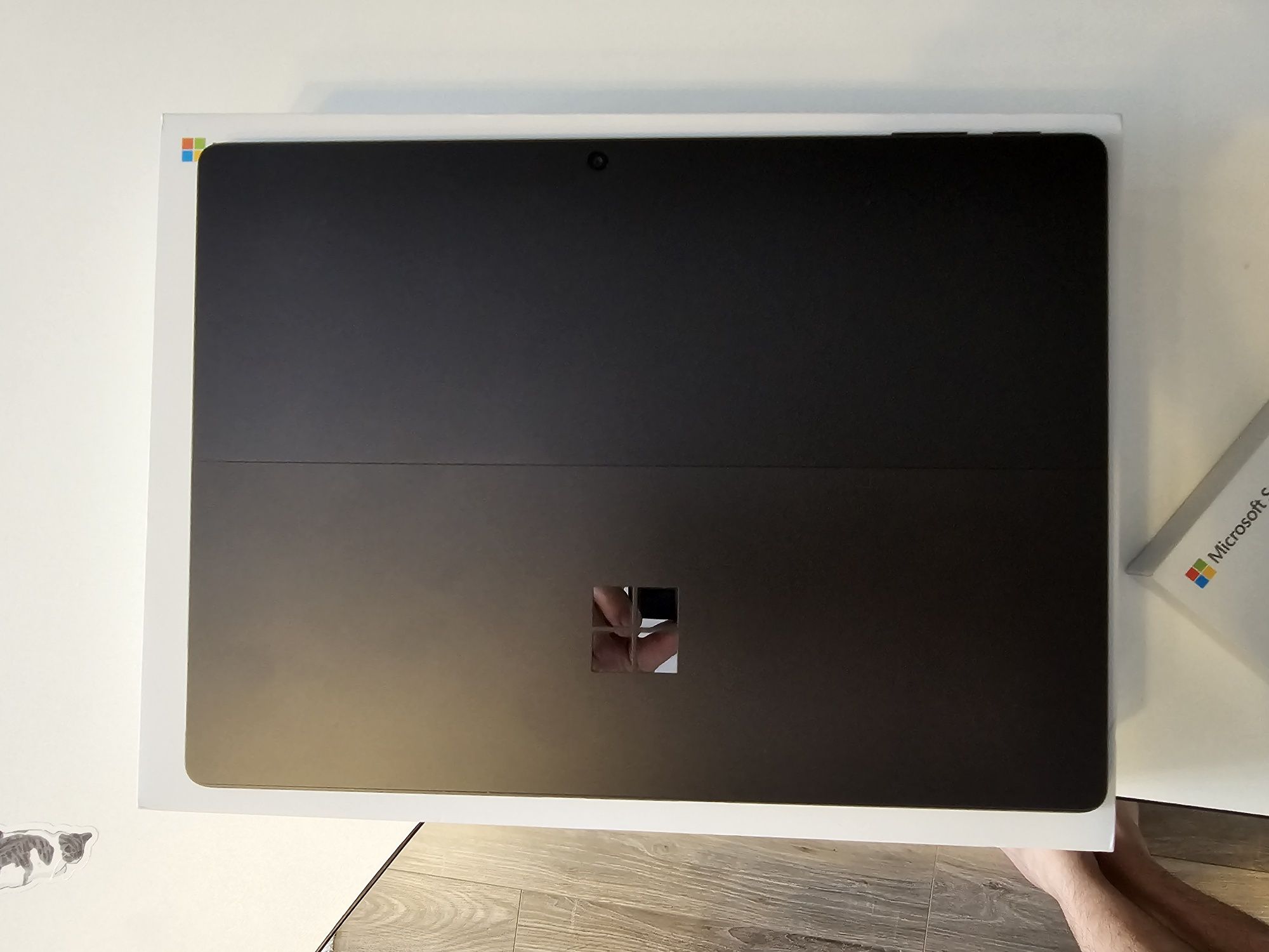 Microsoft surface pro 9 + клавиатура и стилус