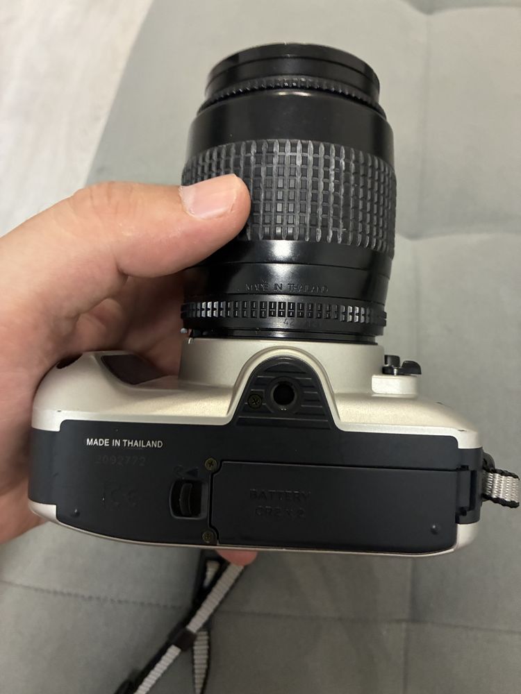 Nikon Pronea S APS SLR + Nikon AF Nikkor 35-80 1:4-5.6D
