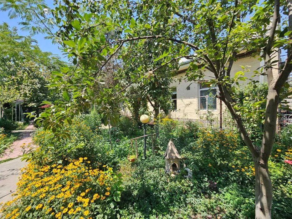 Продам участок 253 сотки в Бостанлык, Ходжикент.