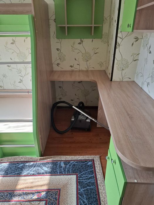 ижарага берилади 3 хонали 100 квадоатли дом