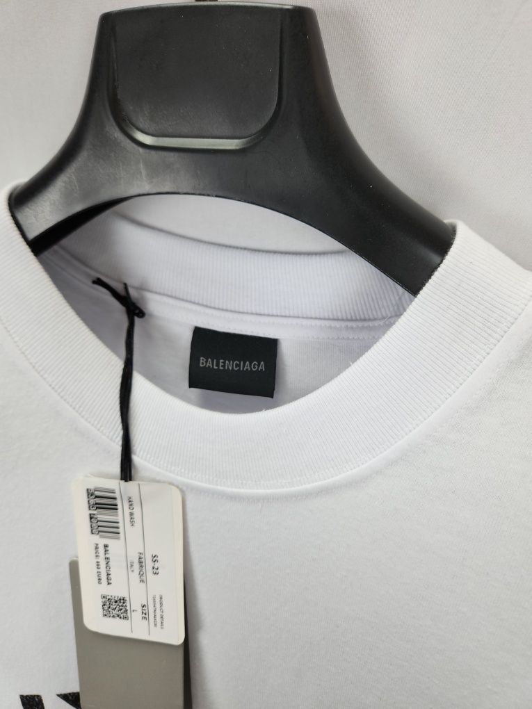 Balenciaga тениска НАМАЛЕНА
