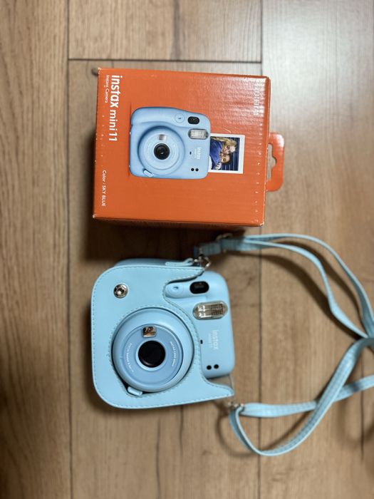 Instax mini 11 polaroid