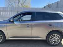 Portiera fata spate stanga Mitsubishi Outlander 3 Facelift 2011-2020