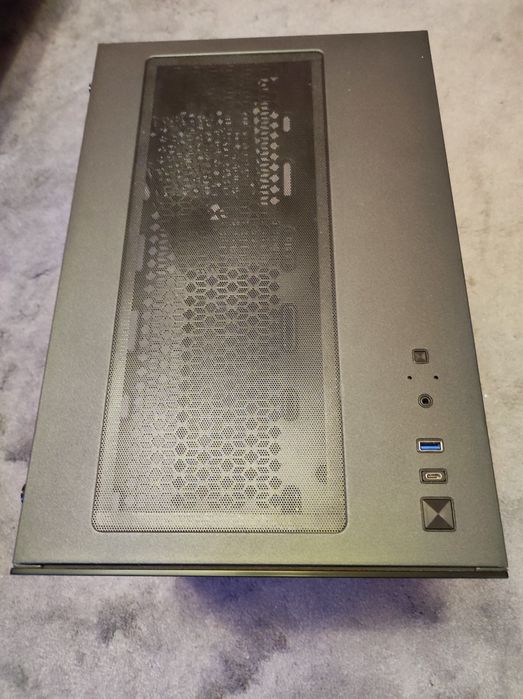 Компютърна кутия PowerCase PZA-B