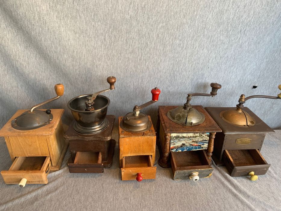 стари дървени мелнички