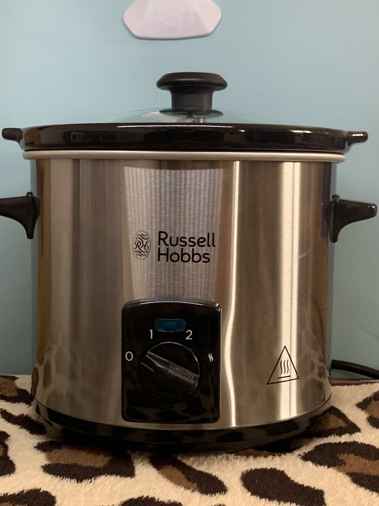 Russell Hobbs Compact Home 2L Slow Cooker