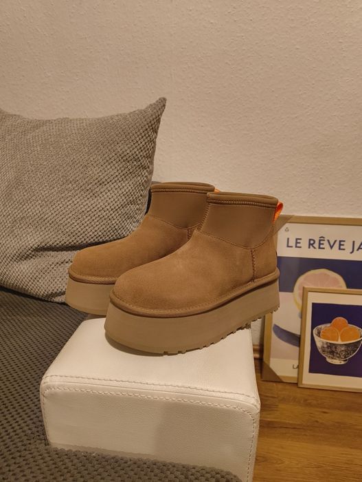Нови женски боти Ugg Australia размер 37