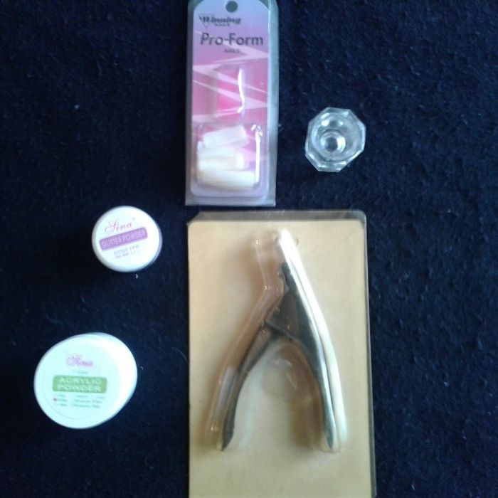 Средства для наращивания ногтей