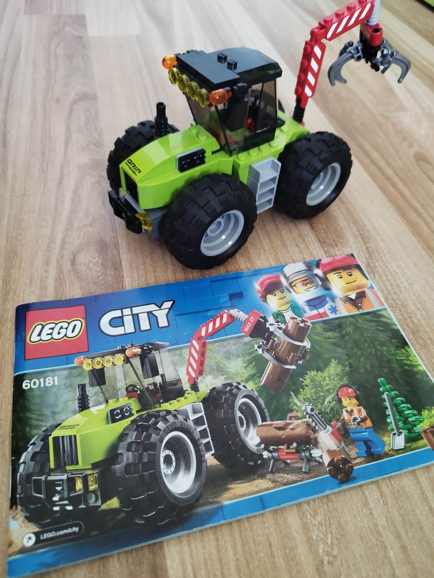 Lego City 60181 Tractor de Padure