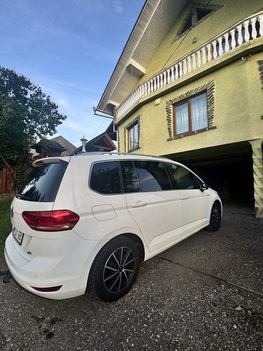 Volkswagen Touran 2.0 TDI R Line