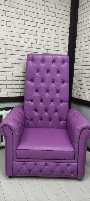 Продам кресло педикюрное+подиум+стульчик